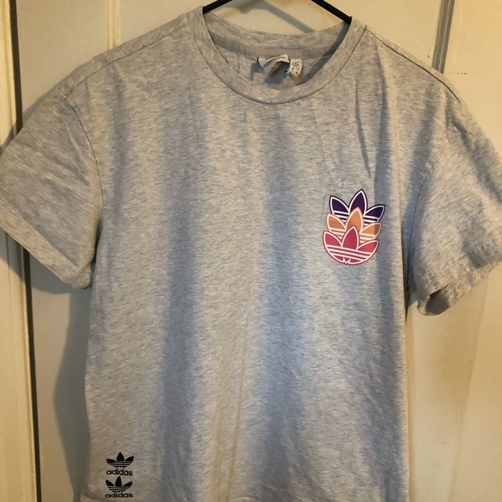 EUC grey Adidas tee - LRG
